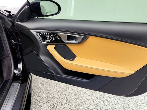 Used 2017 Jaguar F-TYPE S AWD/4WD image 23