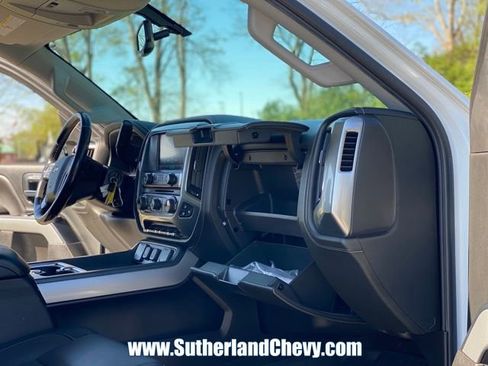 Used 2018 Chevrolet Silverado 2500 LTZ w/ LTZ Plus Package image 24