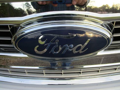 Used 2013 Ford F150 XLT w/ XLT Chrome Pkg image 20