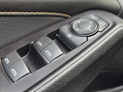 Used 2020 Chevrolet Traverse Premier w/ Redline Edition FWD image 10