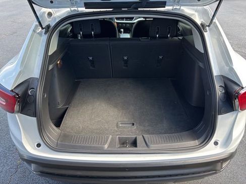 Used 2024 Chevrolet Trax LS w/ LS Convenience Package image 18