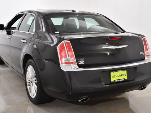 Used 2014 Chrysler 300 C w/ Harman/Kardon Audio Group image 14