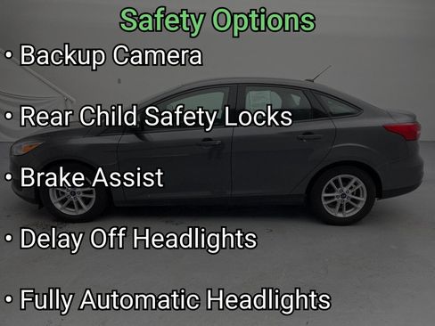 Used 2017 Ford Focus SE image 8