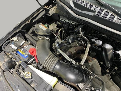 Used 2019 Ford F250 XL w/ STX Appearance Package AWD/4WD image 25