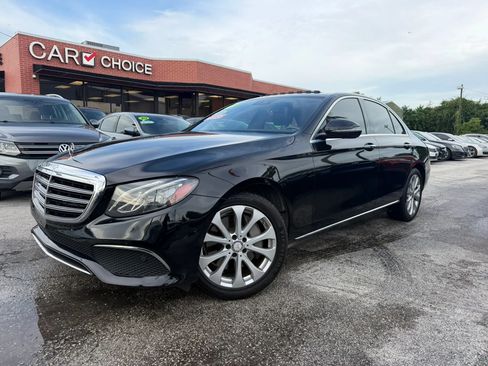 Used 2017 Mercedes-Benz E 300 image 1