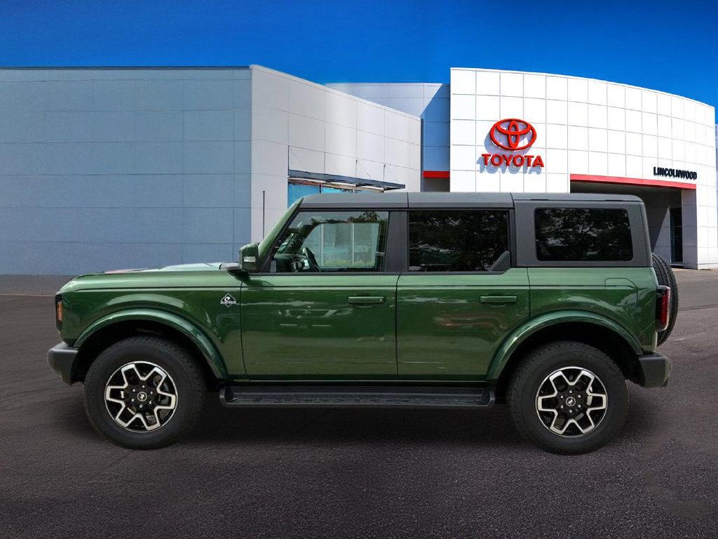 Used 2025 Ford Bronco Outer Banks AWD/4WD image 13