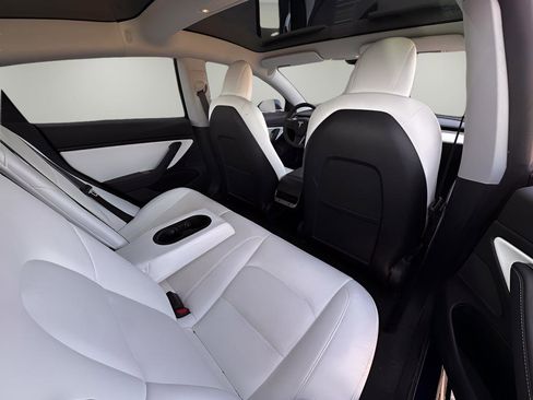 Used 2019 Tesla Model 3 Performance image 20