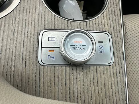 Certified 2026 Genesis GV80 2.5T Prestige AWD/4WD image 26