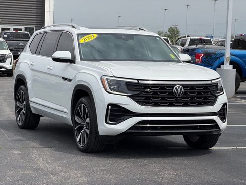 Used 2024 Volkswagen Atlas SEL Premium R-Line AWD/4WD image 2