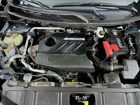 Used 2025 Nissan Rogue SV image 31