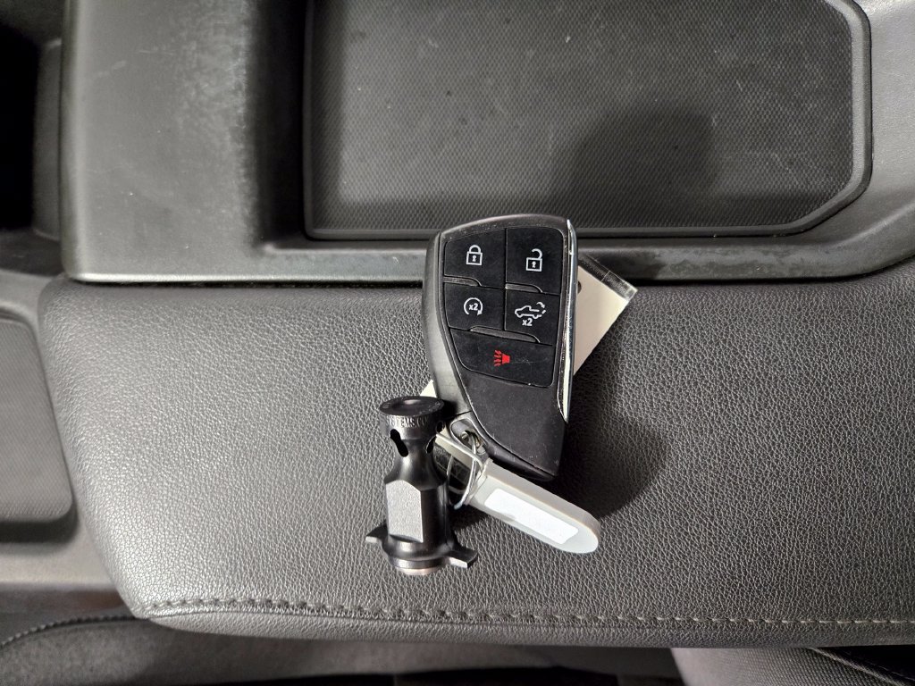 Certified 2023 Chevrolet Silverado 1500 RST AWD/4WD image 35
