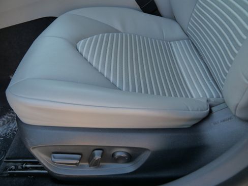 Certified 2024 Toyota Camry SE image 21