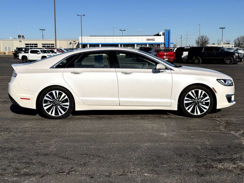Used 2019 Lincoln MKZ Reserve image 2