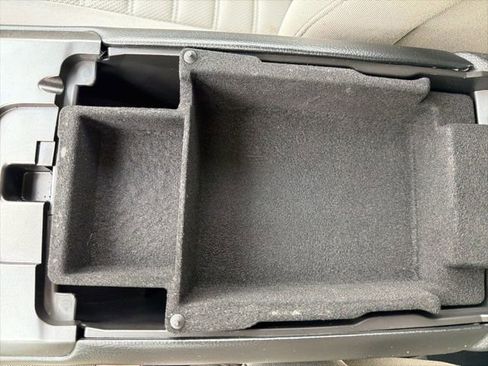 Used 2018 Ford Fusion S image 26