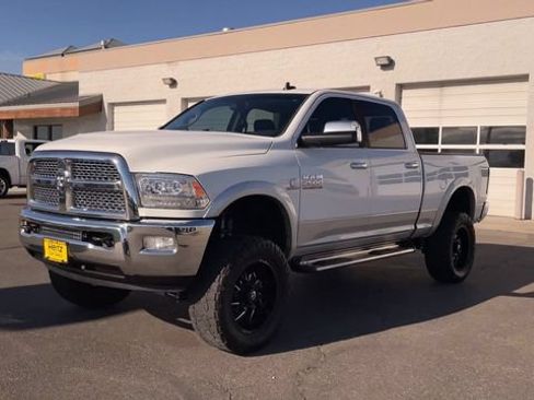 Used 2014 RAM 2500 Laramie AWD/4WD image 5
