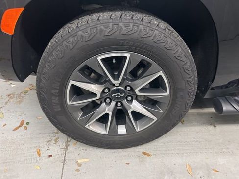 Used 2024 Chevrolet Tahoe Z71 w/ Z71 Off-Road Package image 27