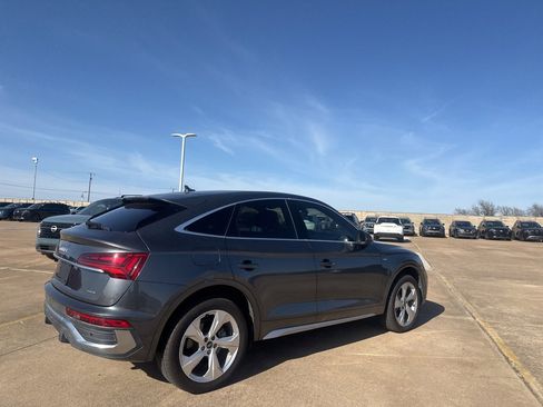 Used 2021 Audi Q5 2.0T Premium w/ Convenience Package image 18