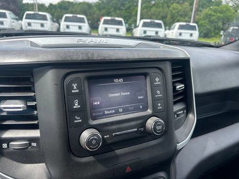 Used 2022 RAM 1500 Big Horn AWD/4WD image 10