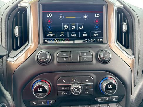 Used 2021 Chevrolet Silverado 3500 High Country w/ Snow Plow Prep/Camper Package AWD/4WD image 19