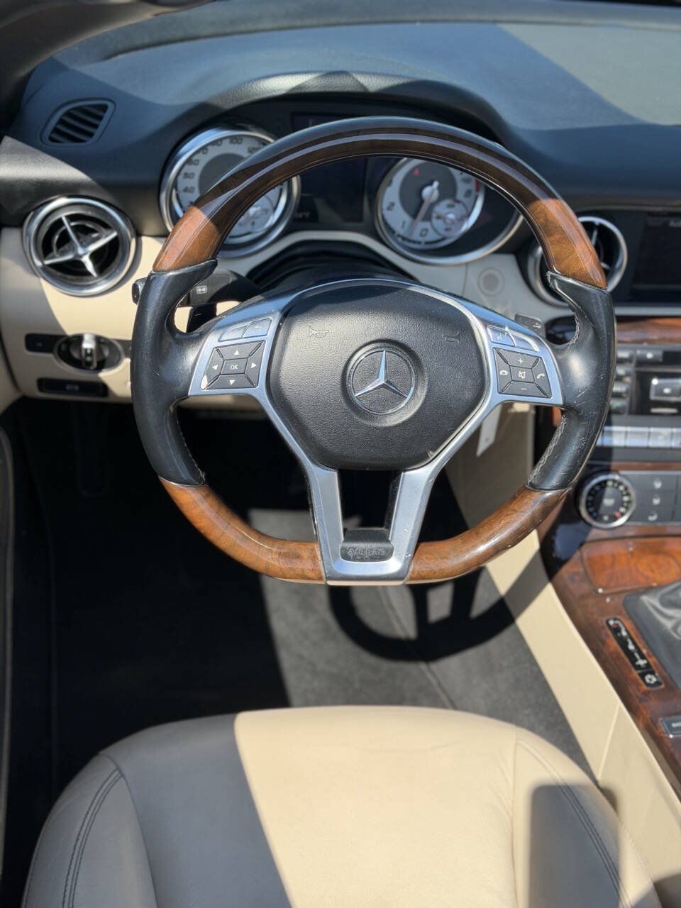 Used 2013 Mercedes-Benz SLK 350 image 35