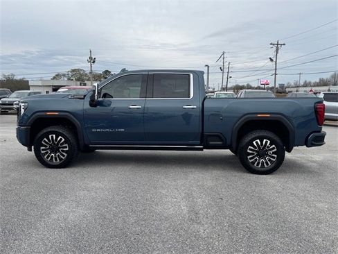 Used 2026 GMC Sierra 2500 Denali Ultimate image 6