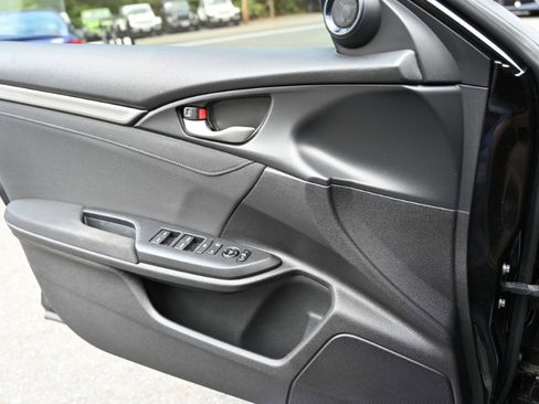 Used 2018 Honda Civic EX image 16