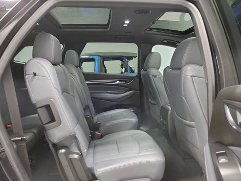 Used 2023 Buick Enclave Essence w/ Experience Buick Package AWD/4WD image 19