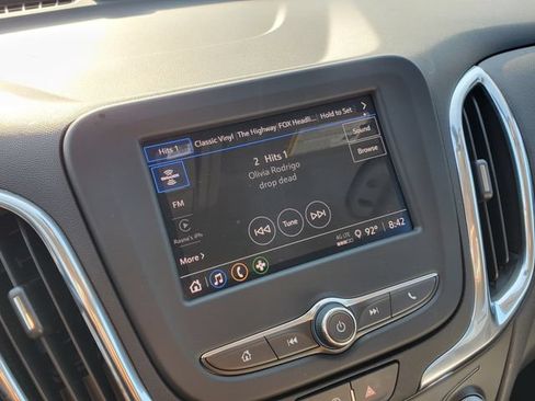 Used 2023 Chevrolet Equinox LT FWD image 30
