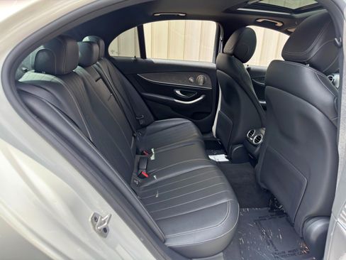Used 2021 Mercedes-Benz E 350 Sedan w/ Premium Package image 43