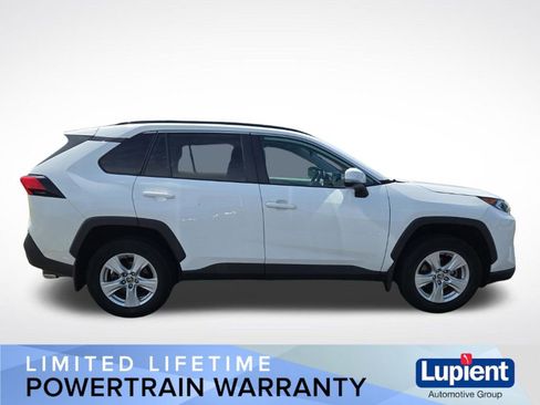 Used 2021 Toyota RAV4 XLE w/ Convenience Package AWD/4WD image 2
