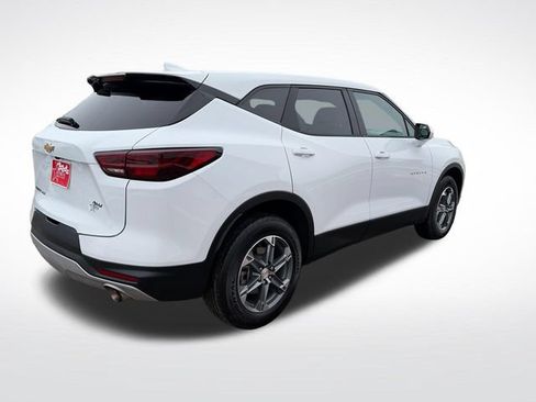 Used 2025 Chevrolet Blazer LT AWD/4WD image 8