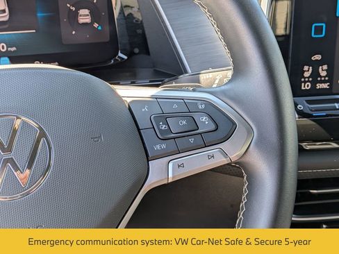 Used 2025 Volkswagen Atlas Cross Sport SE FWD image 19