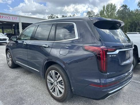 Used 2024 Cadillac XT6 Premium Luxury w/ Technology Package FWD image 9
