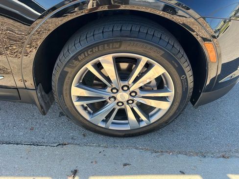 Used 2020 Cadillac XT5 Premium Luxury w/ LPO, Floor Liner Package AWD/4WD image 14