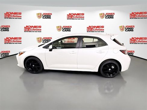 Used 2019 Toyota Corolla XSE image 13