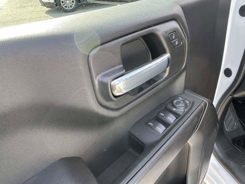 Used 2026 Chevrolet Silverado 1500 Custom image 18