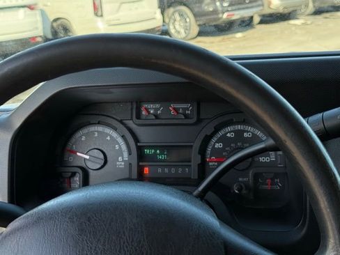 Used 2014 Ford E-250 and Econoline 250 image 13
