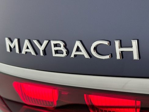 New 2026 Mercedes-Benz Maybach GLS 600 4MATIC image 10