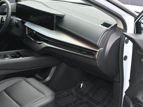 Certified 2025 Nissan Murano SL image 6