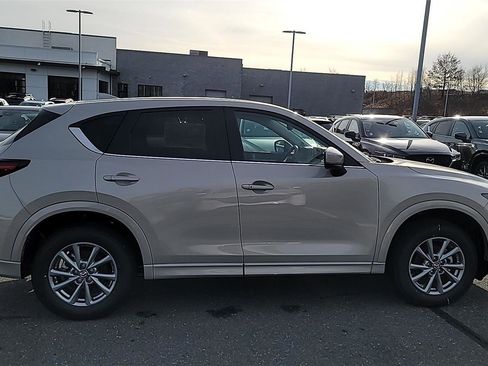 New 2025 MAZDA CX-5 AWD 2.5 S w/ Preferred Package image 2