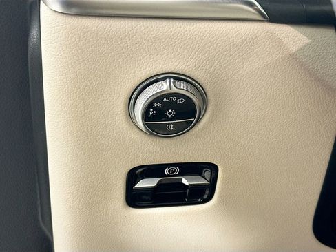 Certified 2023 Mercedes-Benz GLC 300 image 10