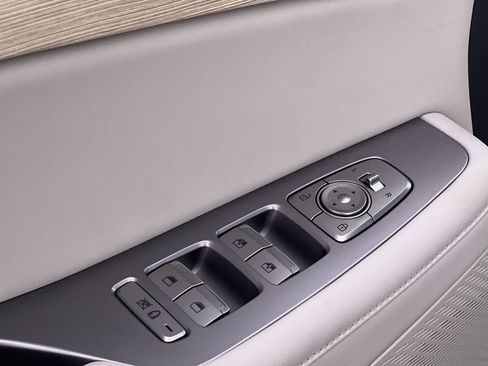 Used 2025 Hyundai Palisade Limited image 15