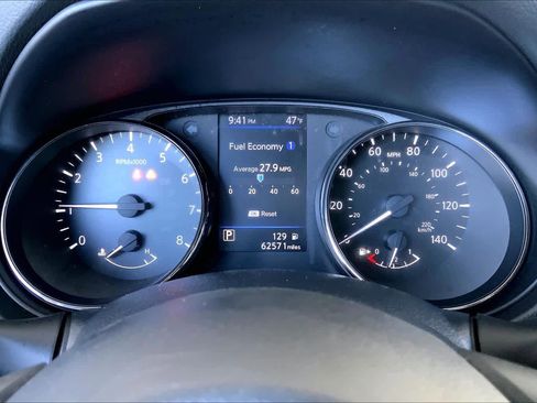 Used 2022 Nissan Rogue Sport SV image 26