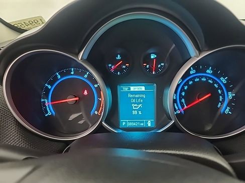 Used 2015 Chevrolet Cruze LT w/ Sun And Sound Package FWD image 27