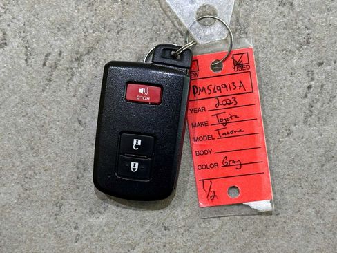 Certified 2023 Toyota Tacoma TRD Off-Road w/ Advanced Technology Package image 31