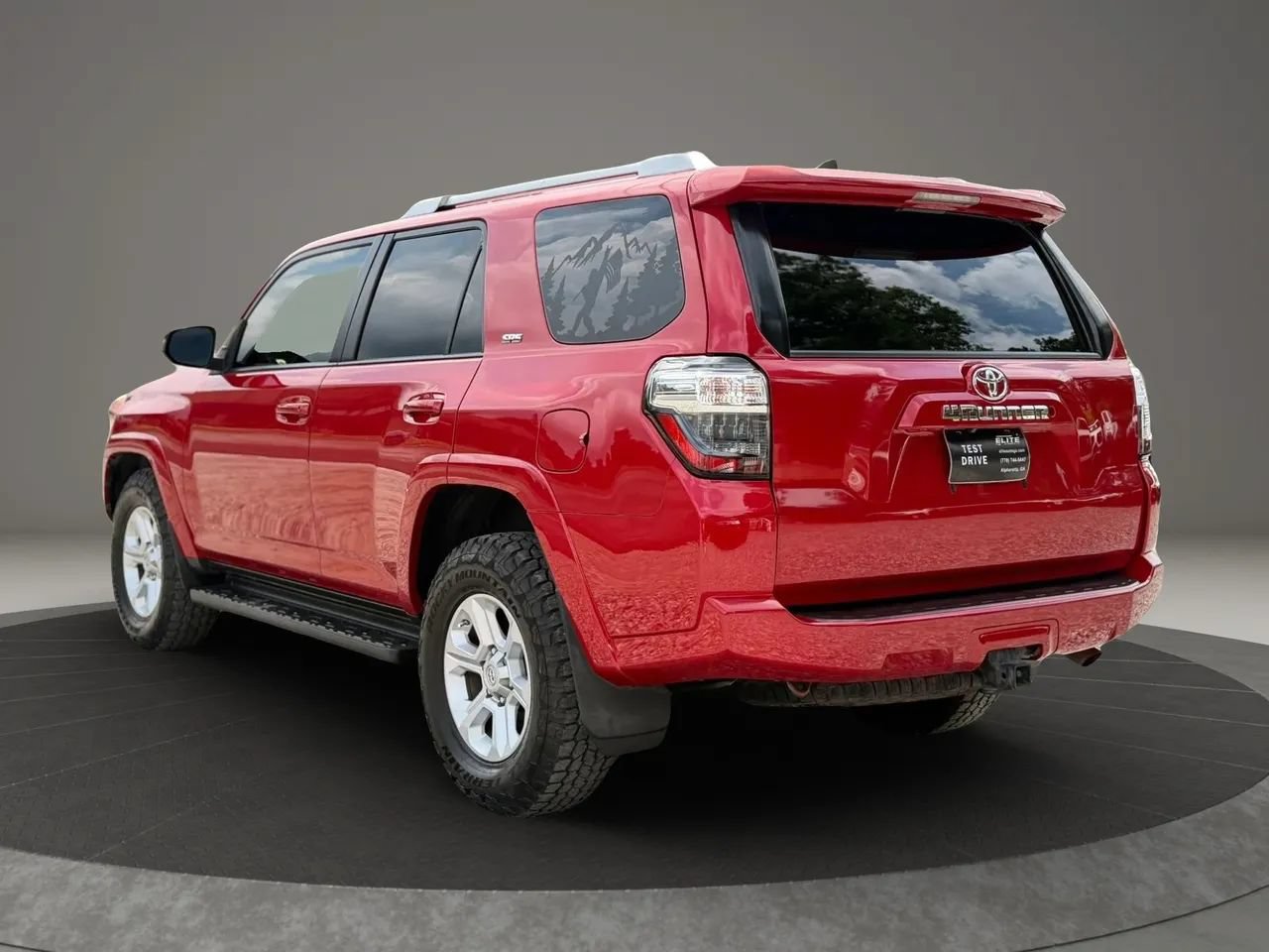 Used 2017 Toyota 4Runner SR5 RWD image 6