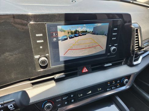 Certified 2023 Kia Sportage LX AWD/4WD image 17