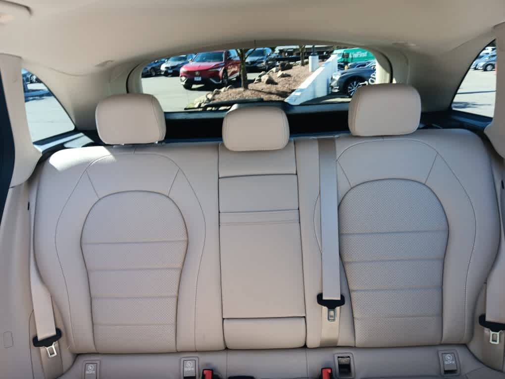 Used 2021 Mercedes-Benz GLC 300 4MATIC image 14