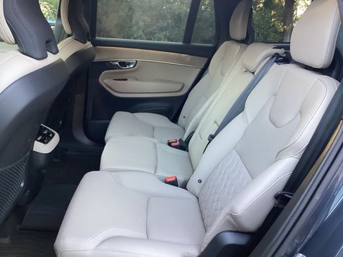 Certified 2026 Volvo XC90 B6 Plus w/ Protection Package Premier AWD/4WD image 33