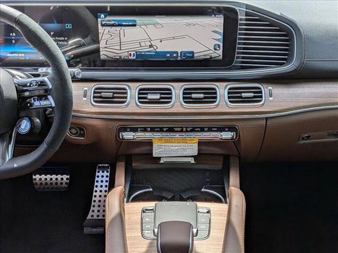 New 2026 Mercedes-Benz GLE 53 AMG 4MATIC Coupe image 11